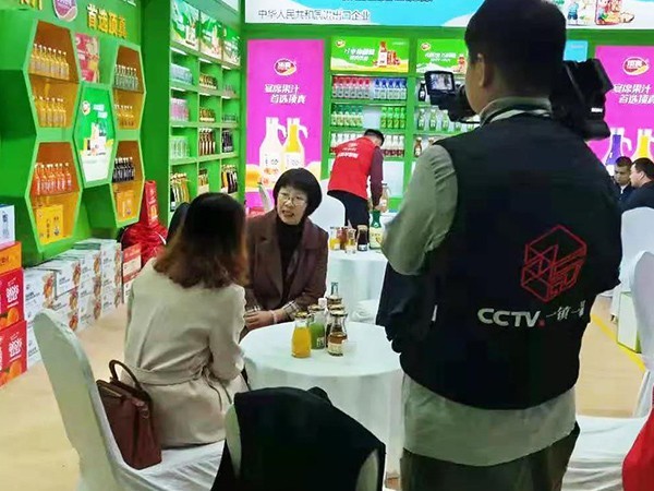 牢記初心匠心閃耀—長(zhǎng)沙糖酒會(huì)火熱進(jìn)行，頂真食品接受央視專訪！